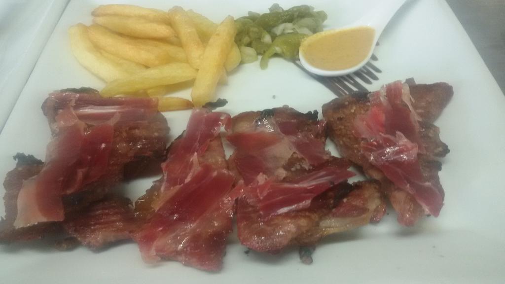 Hotel Restaurante Calderon Arcos de la Frontera Εξωτερικό φωτογραφία